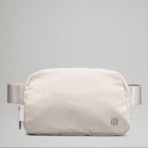 Lululemon Everywhere Belt Bag White Opal